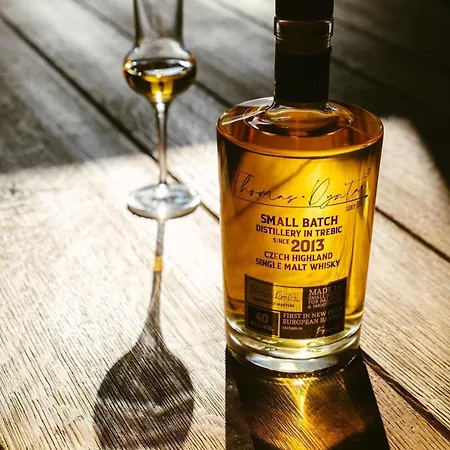 Apartment Original Whisky Bar *